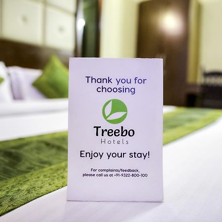 Treebo Trend Al Saj Convention Centre Kazhakuttam Exteriör bild